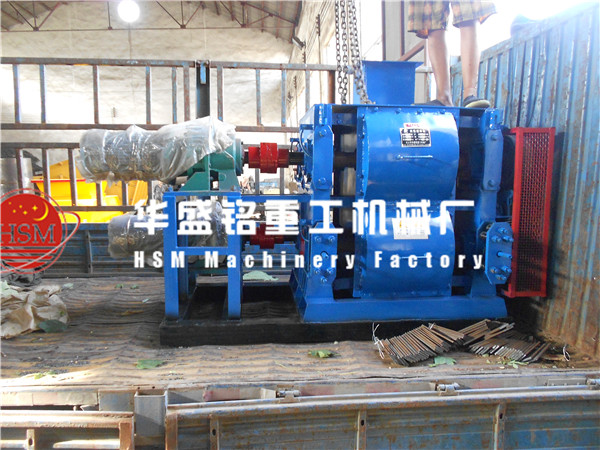 四輥破碎機怎樣精確恰當?shù)恼{(diào)整三角皮帶的松緊程度