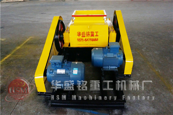 液壓對輥破碎機圖片